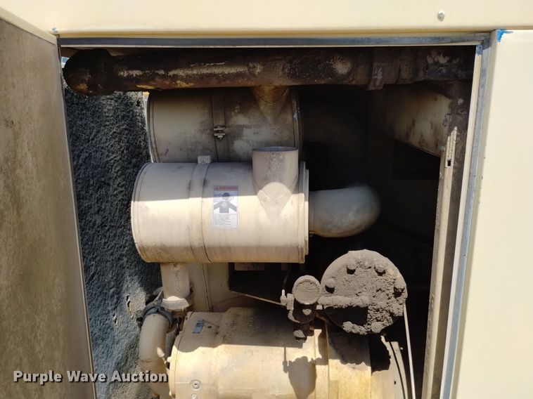 image for item DQ6089 2001 Quincy  QSF125-100 air compressor