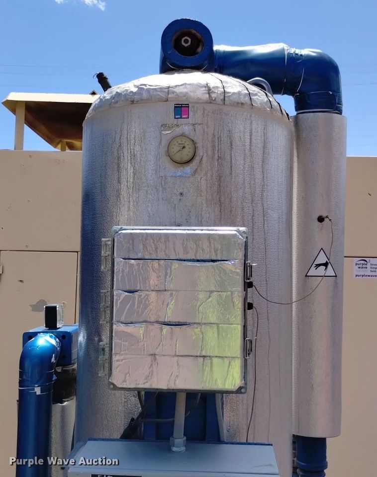 image for item DQ6089 2001 Quincy  QSF125-100 air compressor