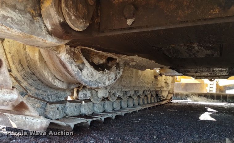 image for item DQ6092 2004 John Deere 1050C dozer