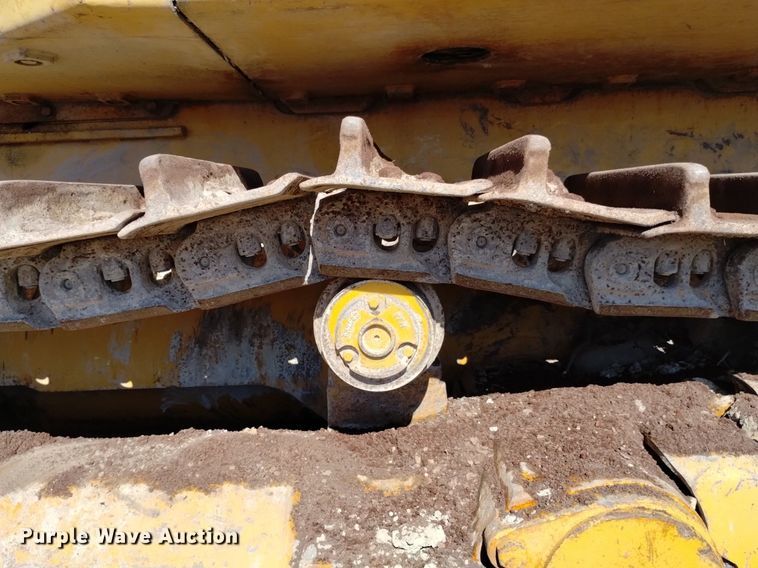 image for item DQ6092 2004 John Deere 1050C dozer