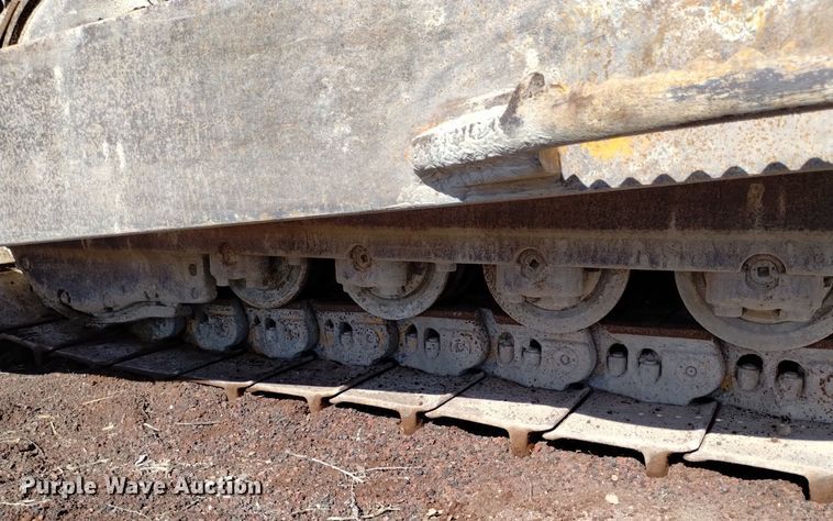 image for item DQ6092 2004 John Deere 1050C dozer