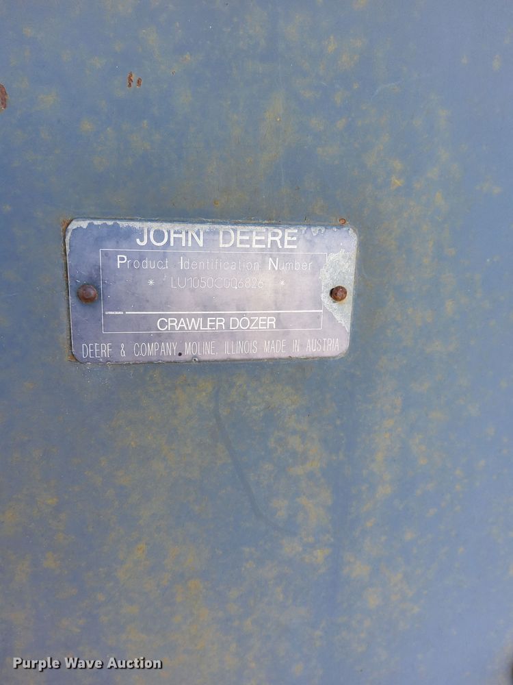 image for item DQ6092 2004 John Deere 1050C dozer