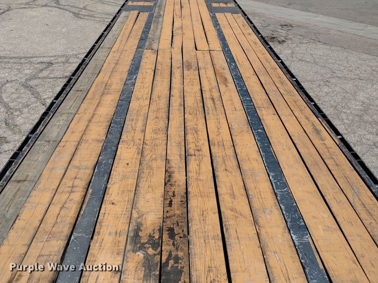 image for item DQ6103 2022 Traxx equipment trailer