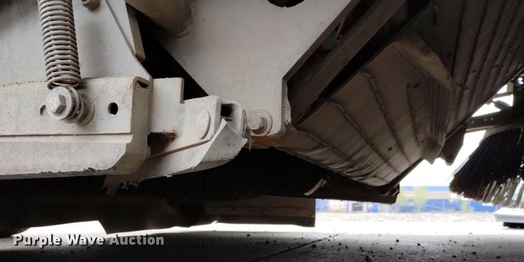 image for item DQ6105 2012 Elgin  Pelican NR 2000 street sweeper