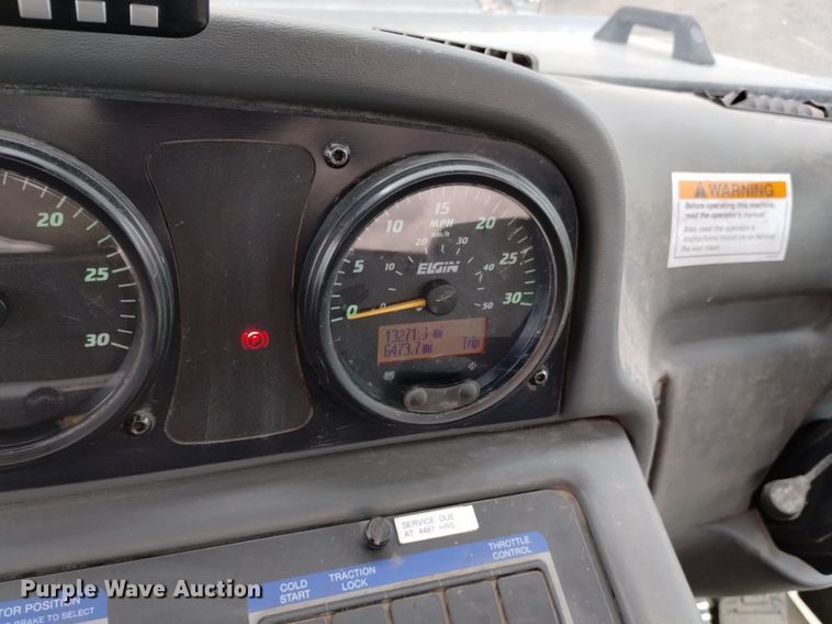 image for item DQ6105 2012 Elgin  Pelican NR 2000 street sweeper