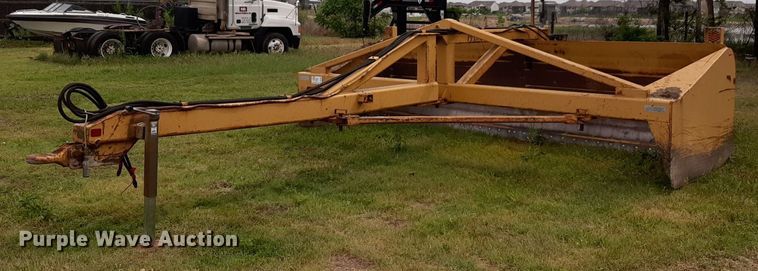 image for item DQ7091 Peloquin box blade