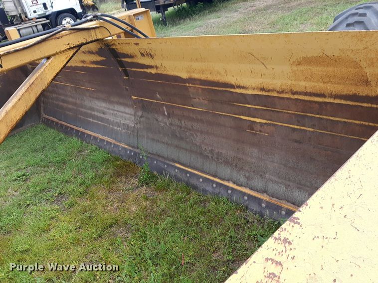 image for item DQ7091 Peloquin box blade