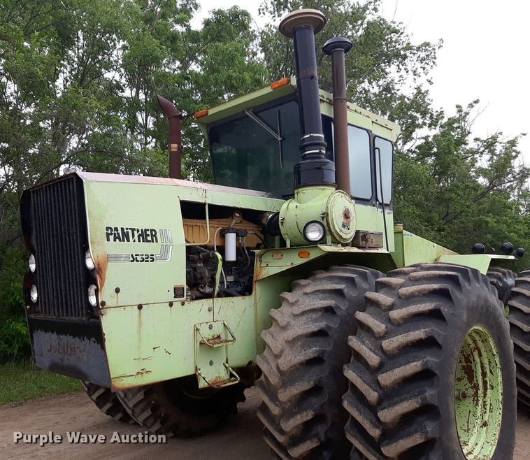 image for item DQ7092 1979 Steiger Panther III ST 325 4WD tractor