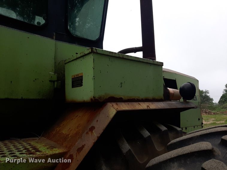 image for item DQ7092 1979 Steiger Panther III ST 325 4WD tractor