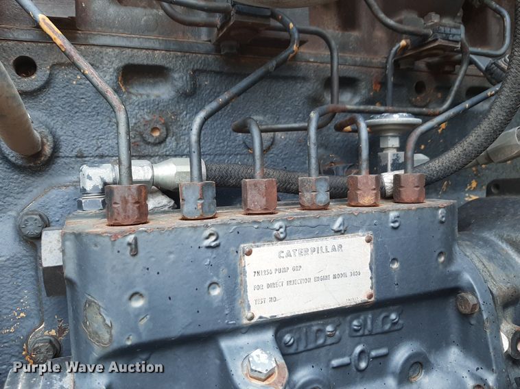 image for item DQ7092 1979 Steiger Panther III ST 325 4WD tractor