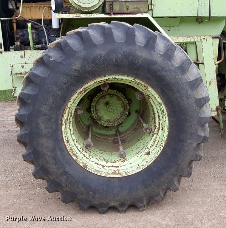 image for item DQ7092 1979 Steiger Panther III ST 325 4WD tractor