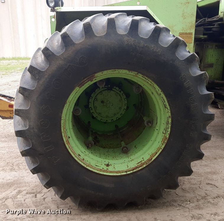 image for item DQ7092 1979 Steiger Panther III ST 325 4WD tractor