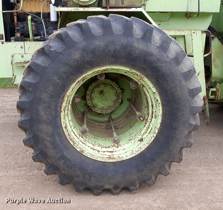image for item DQ7092 1979 Steiger Panther III ST 325 4WD tractor