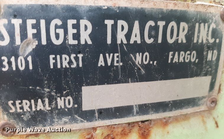 image for item DQ7092 1979 Steiger Panther III ST 325 4WD tractor