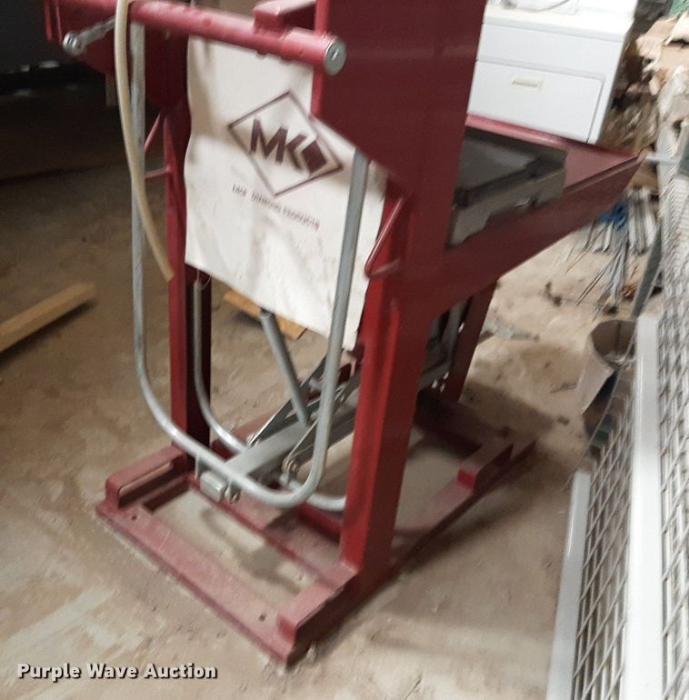 image for item DQ7093 MK 5000 concrete block saw