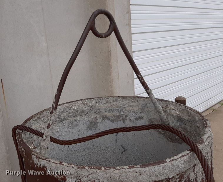 image for item DQ7094 Concrete dispenser