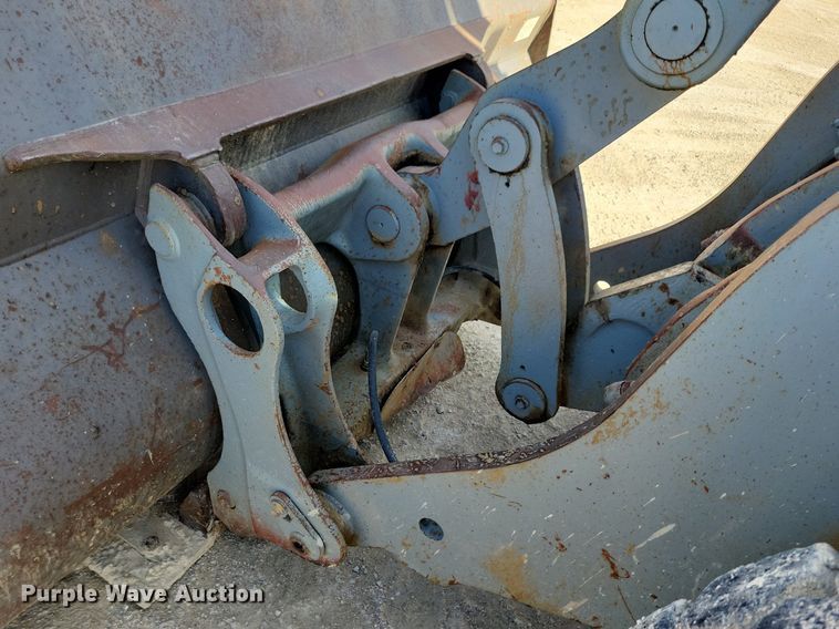 image for item DR4294 2002 Volvo L90D wheel loader