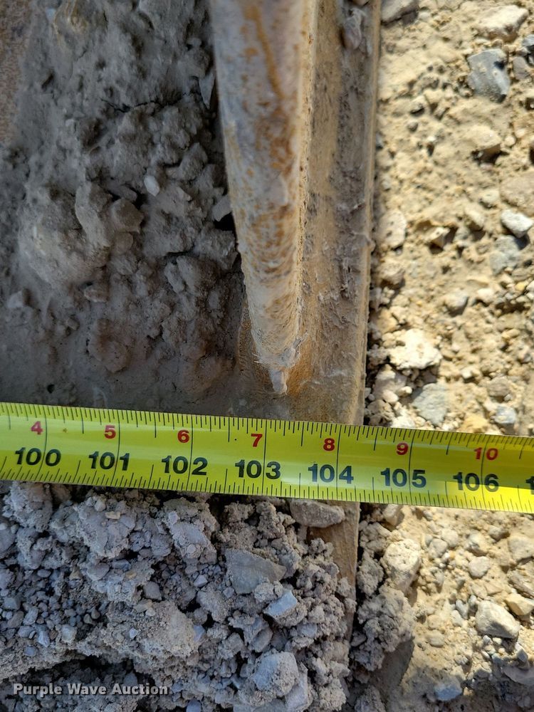 image for item DR4294 2002 Volvo L90D wheel loader