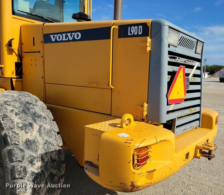 image for item DR4294 2002 Volvo L90D wheel loader