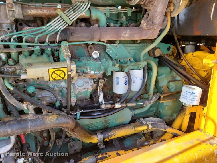 image for item DR4294 2002 Volvo L90D wheel loader