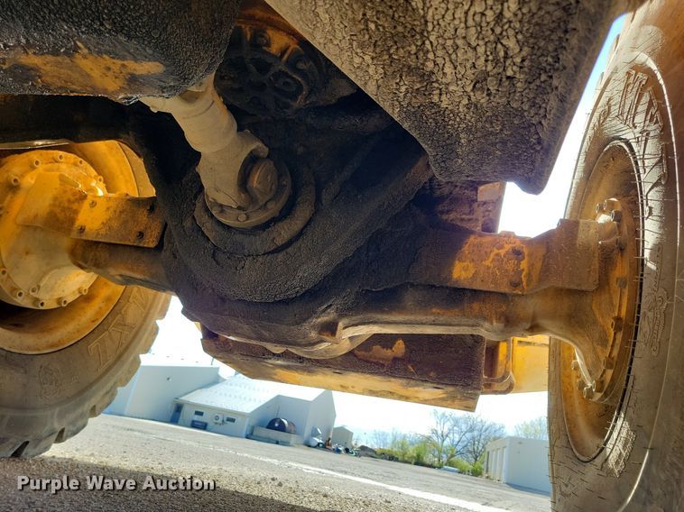 image for item DR4294 2002 Volvo L90D wheel loader