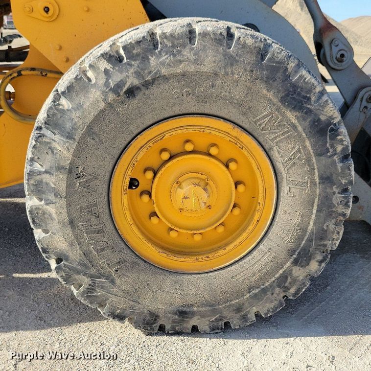 image for item DR4294 2002 Volvo L90D wheel loader