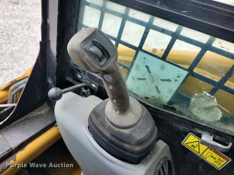 image for item DR4296 2011 Caterpillar 247B3 tracked skid steer loader