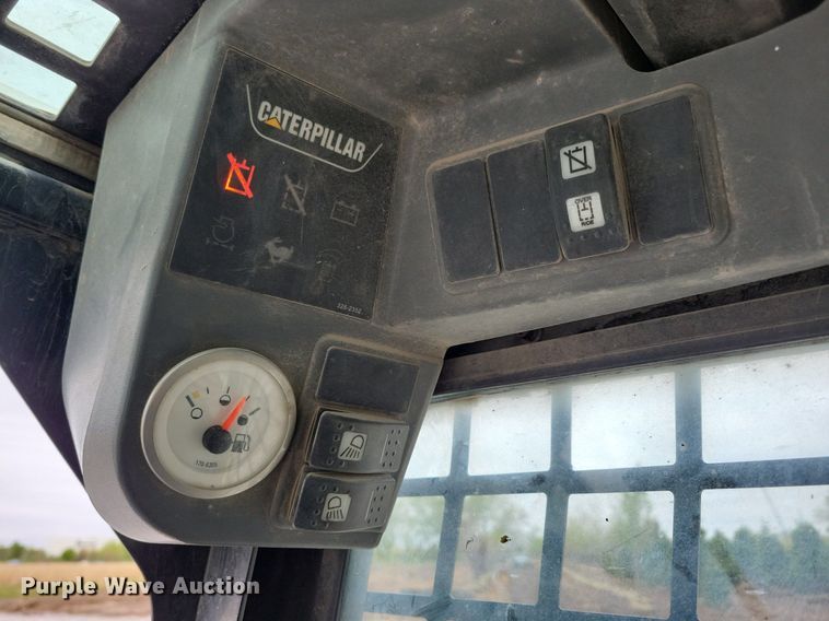 image for item DR4296 2011 Caterpillar 247B3 tracked skid steer loader