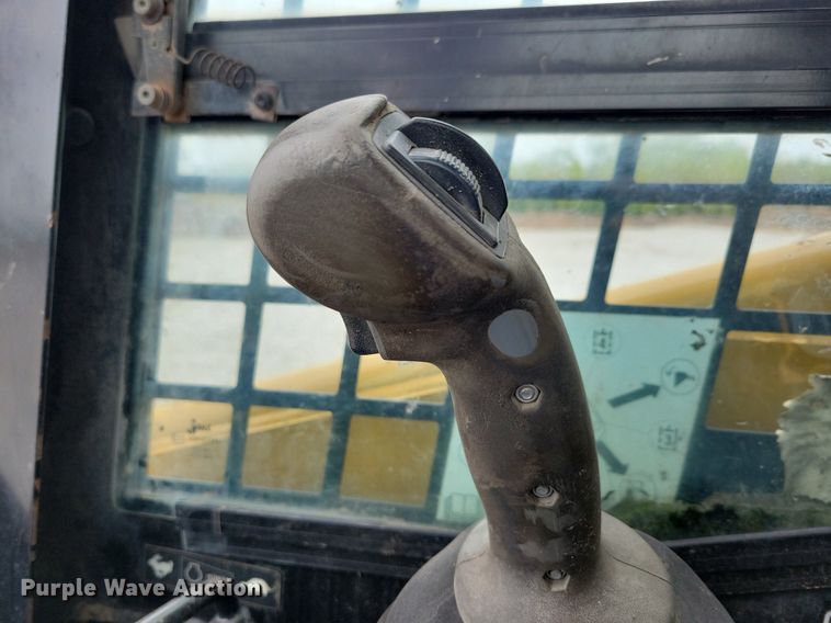 image for item DR4296 2011 Caterpillar 247B3 tracked skid steer loader