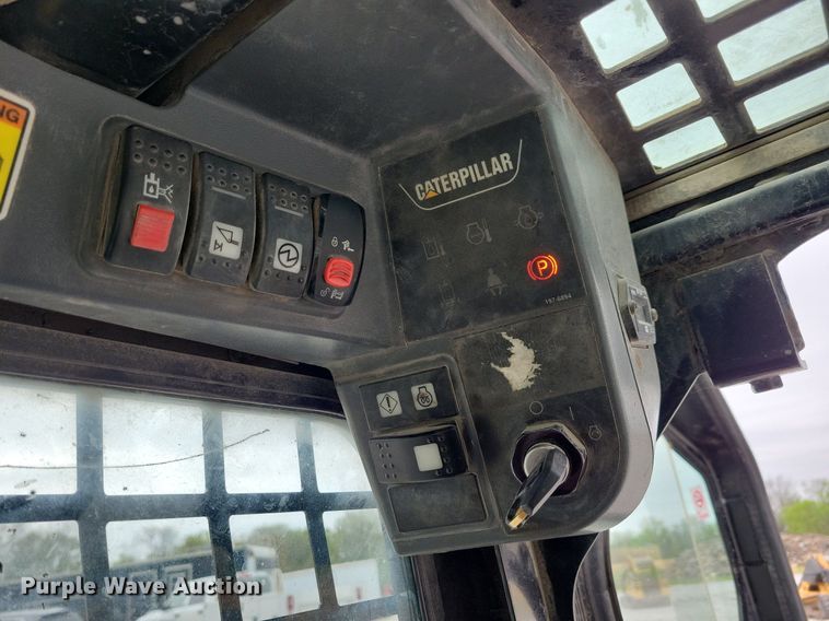 image for item DR4296 2011 Caterpillar 247B3 tracked skid steer loader