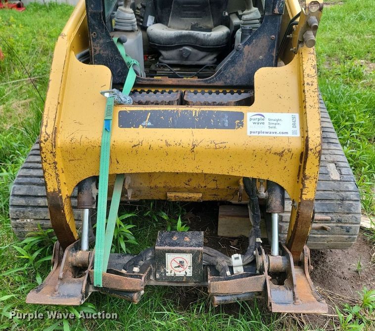 image for item DR4297 2009 Caterpillar 247B2 tracked skid steer loader