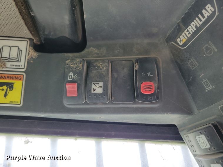 image for item DR4297 2009 Caterpillar 247B2 tracked skid steer loader