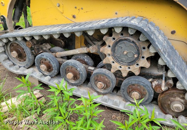 image for item DR4297 2009 Caterpillar 247B2 tracked skid steer loader