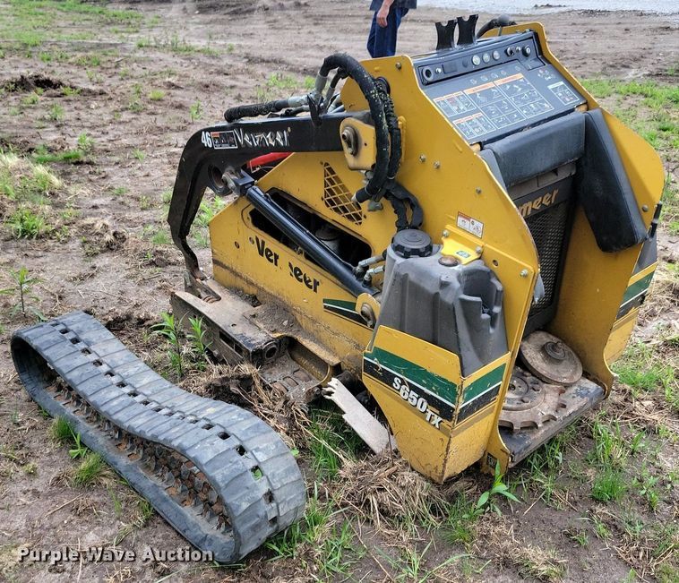 image for item DR4298 2013 Vermeer S650TX compact utility loader