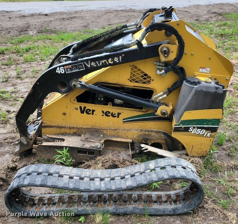 image for item DR4298 2013 Vermeer S650TX compact utility loader