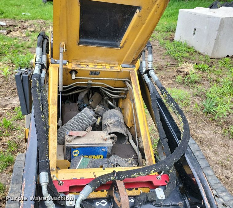 image for item DR4298 2013 Vermeer S650TX compact utility loader