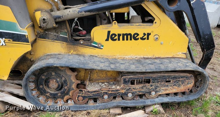 image for item DR4298 2013 Vermeer S650TX compact utility loader