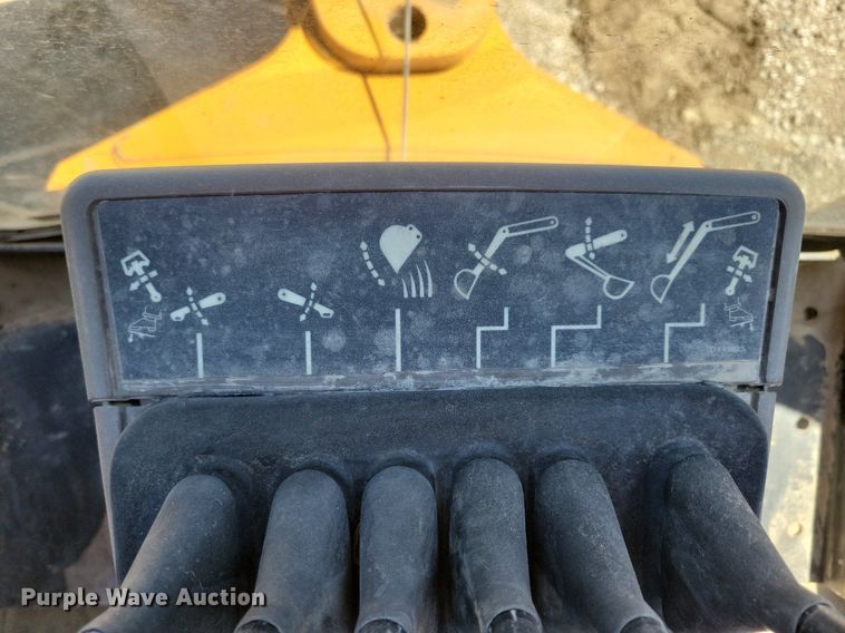 image for item DR4299 2012 Case 580 Super N backhoe