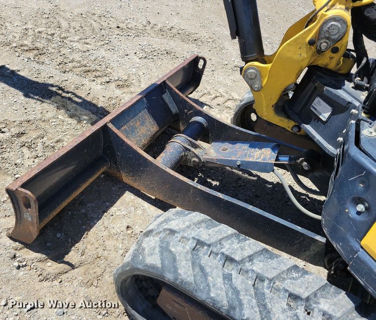 image for item DR4301 2013 Yanmar ViO35-6A mini excavator