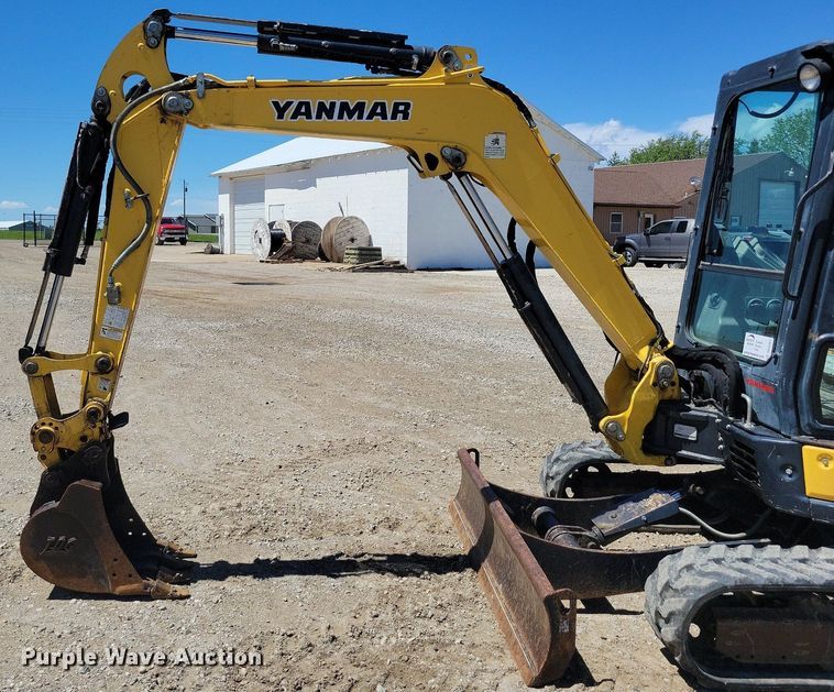 image for item DR4301 2013 Yanmar ViO35-6A mini excavator