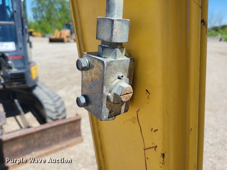 image for item DR4301 2013 Yanmar ViO35-6A mini excavator