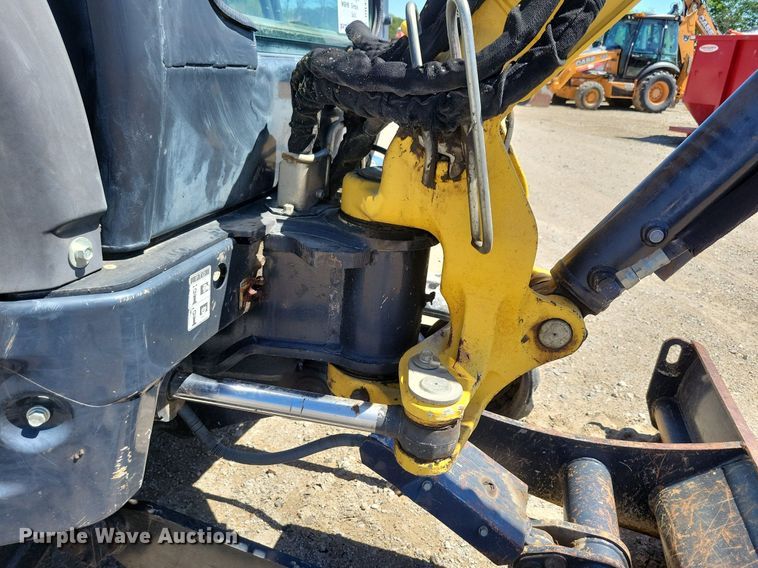 image for item DR4301 2013 Yanmar ViO35-6A mini excavator