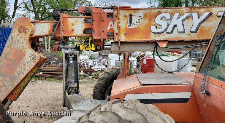image for item DR4302 2003 SkyTrak 10054 telehandler