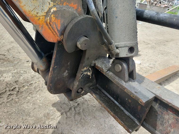 image for item DR4302 2003 SkyTrak 10054 telehandler