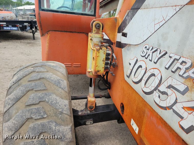 image for item DR4302 2003 SkyTrak 10054 telehandler