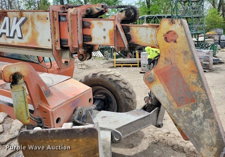 image for item DR4302 2003 SkyTrak 10054 telehandler