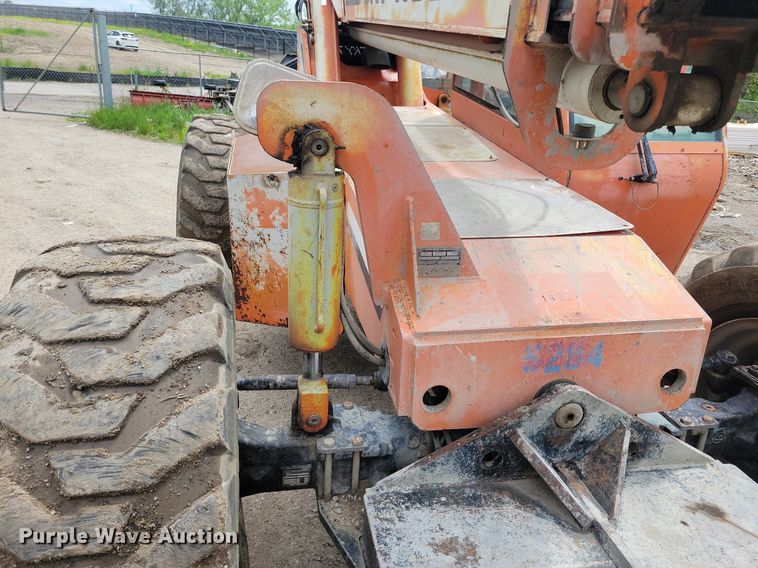 image for item DR4302 2003 SkyTrak 10054 telehandler