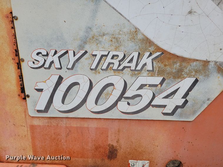 image for item DR4302 2003 SkyTrak 10054 telehandler