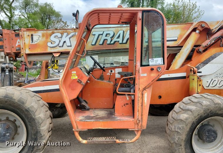 image for item DR4302 2003 SkyTrak 10054 telehandler