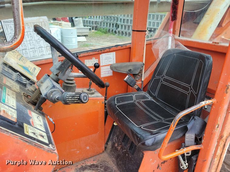 image for item DR4302 2003 SkyTrak 10054 telehandler